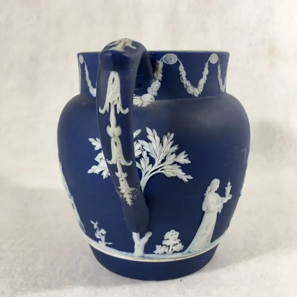 Wedgwood wedgewood blue